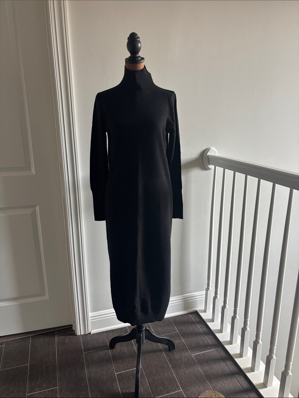 NWT Magaschoni 100% cashmere dress.